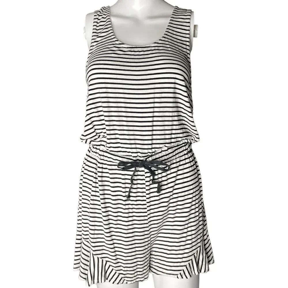 Mika & Gala Horizontal Striped Romper White & Black Size 8